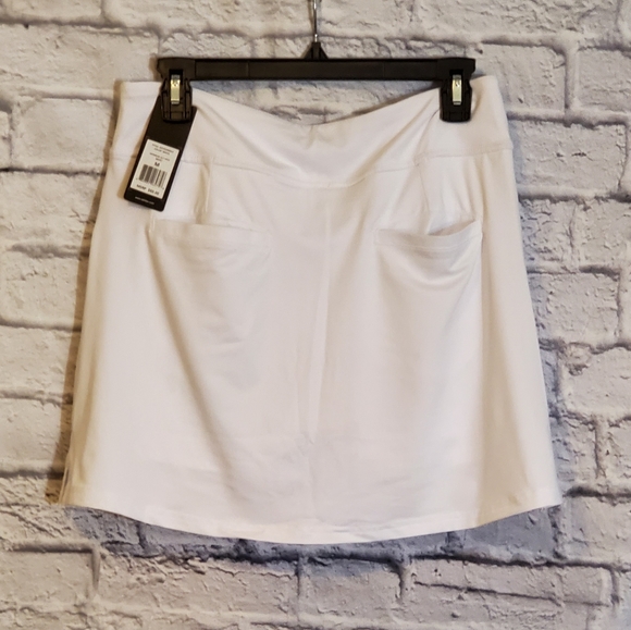 🤍Adidas White Golf /Utility Sport Skort - Picture 8 of 9